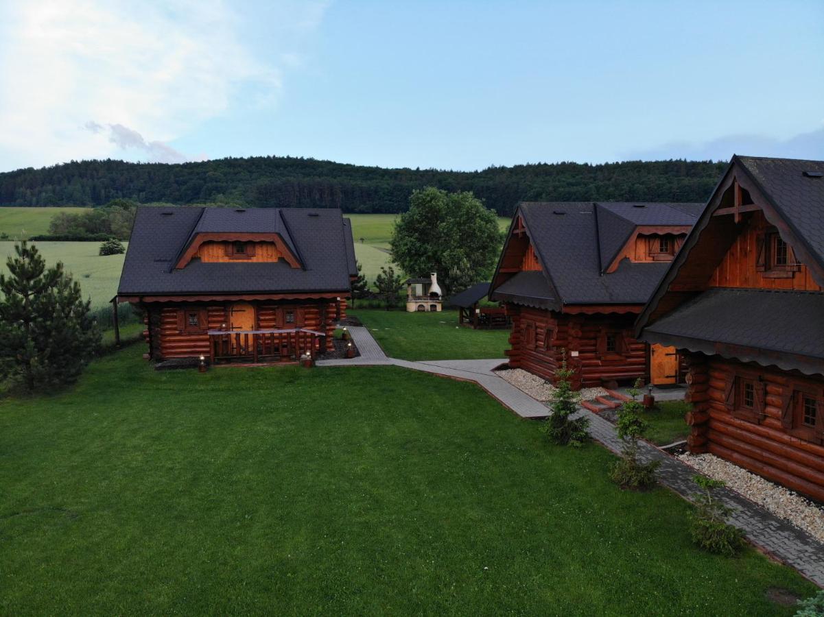 Ubytovanie Koliba Pacho - Zrub Zuzka Prievidza Exterior foto