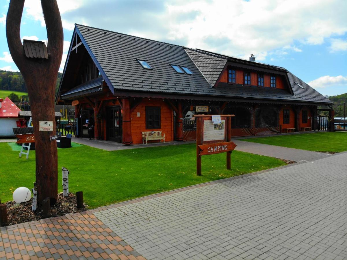 Ubytovanie Koliba Pacho - Zrub Zuzka Prievidza Exterior foto